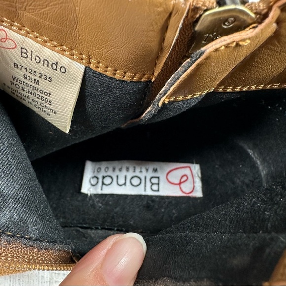 Blondo Women's Siena Boot Waterproof Block Heel Black Leather Zip Bootie #1288 - Picture 2 of 14